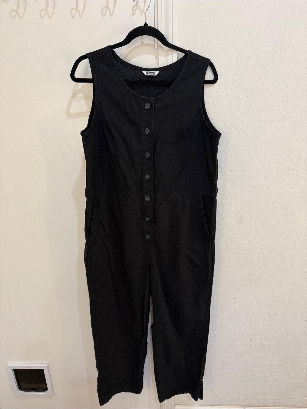Duluth Trading Co Black Sleeveless Button-Front Jumpsuit